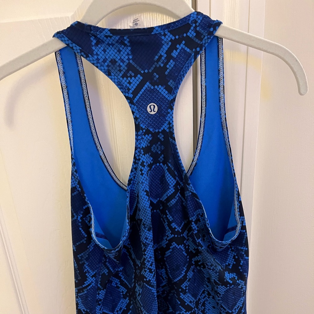 Lululemon racerback tee